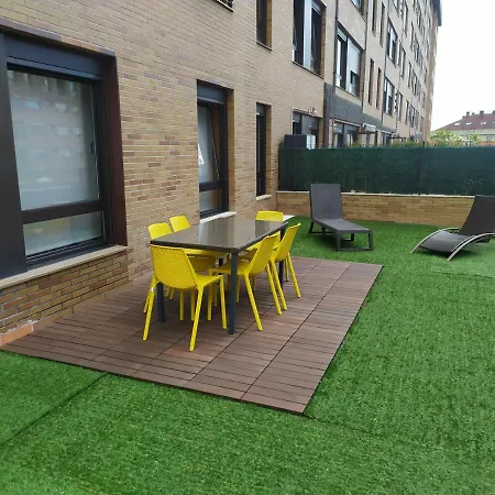 Ferienwohnung La Terraza De La Florida Terraza 225 M2 Oviédo Exterior foto